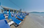 Bar pe plajă