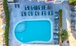 Piscină