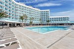 Hotel cu piscină