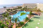 Hotel cu piscină
