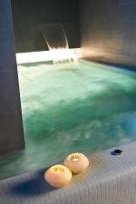 Piscina interioara