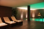 Piscina interioara