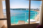 Cameră dublă superioară cu balcon ?i vedere la mare