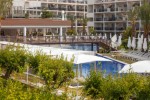 Piscină