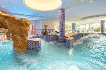 Piscină interioară