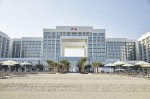Hotel cu plajă