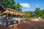 Bar langa piscina 