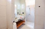 Cameră dublă Deluxe cu vedere la grădină, baie
