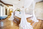 Bungalou Deluxe cu vedere la grădină