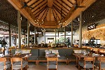 Hotel Apsara Beachfront Resort and Villa