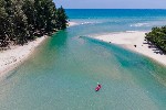 Hotel Apsara Beachfront Resort and Villa