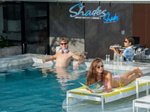 Bar langa piscina 
