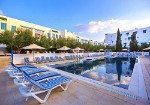 Piscină