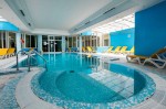 Piscină interioară