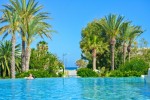 Vedere la mare ?i la piscină