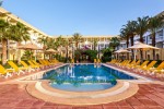 Piscină