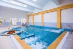 Piscină interioară