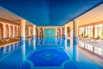 Piscină interioară