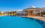 Piscină