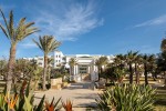 Intrarea la hotel