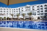 Hotel cu piscină