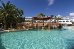 Piscină