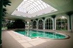 Piscină interioară
