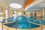 Piscină interioară