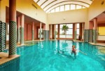 Piscină interioară