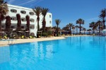 Piscină