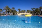 Piscină