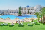 Piscină