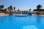 Vedere la piscină
