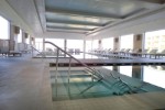 Piscină interioară