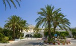 Intrarea la hotel