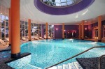 Piscină interioară