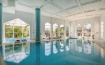 Piscină interioară