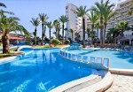 Piscină