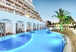 Piscină