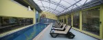 Piscină interioară