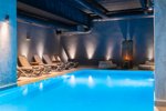 Piscina interioara