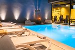 Piscina interioara