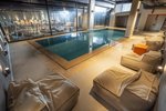 Piscina interioara