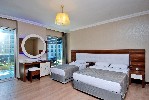 Hotel Grand Zaman Garden