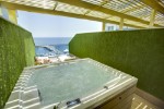 Jacuzzi