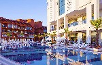 Piscină