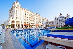Piscină