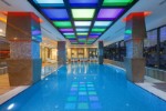 Piscină interioară