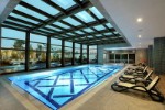 Piscină interioară
