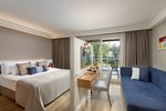 Cameră dublă Deluxe la etajul superior cu vedere la piscină